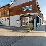 Apartamento Loft Im Fabrikstil Mit 2 Eigenen Schlafzimmern Mit Wlan Und Parkplatz