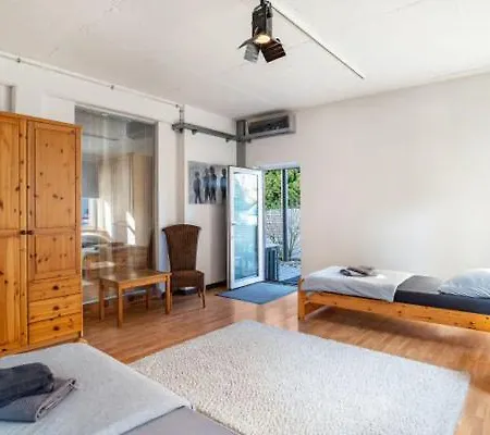 Loft Im Fabrikstil Mit 2 Eigenen Schlafzimmern Mit Wlan Und Parkplatz *