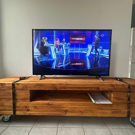 Apartamento Loft Im Fabrikstil Mit 2 Eigenen Schlafzimmern Mit Wlan Und Parkplatz