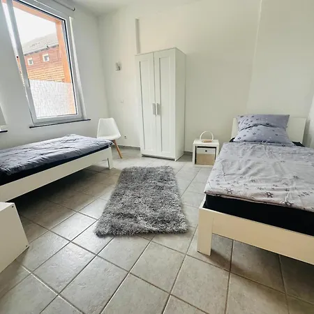 Loft Im Fabrikstil Mit 2 Eigenen Schlafzimmern Mit Wlan Und Parkplatz *
