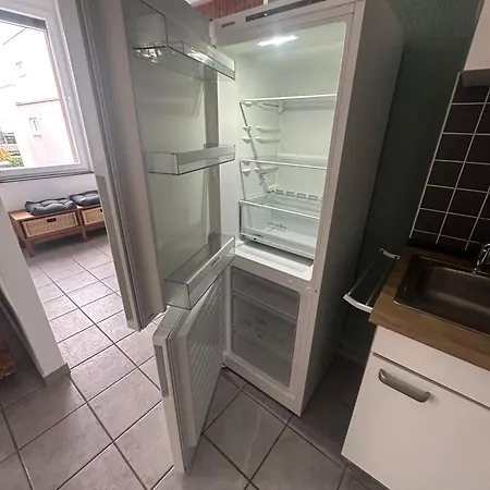 Apartamento Loft Im Fabrikstil Mit 2 Eigenen Schlafzimmern Mit Wlan Und Parkplatz